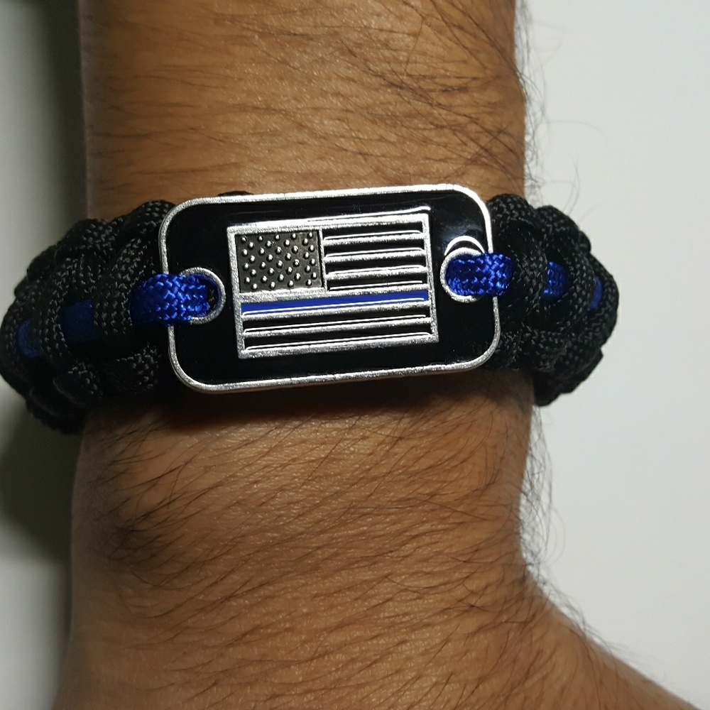 Thin blue line American flag bracelet black & blue